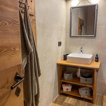 Sugo's Apartment Oulx